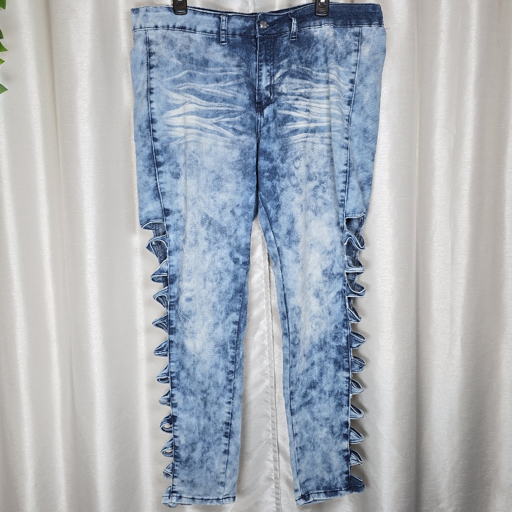 O.S.C. Women's Blue Acid Wash Skinny Stretch Jeans with Side Openings Size 18